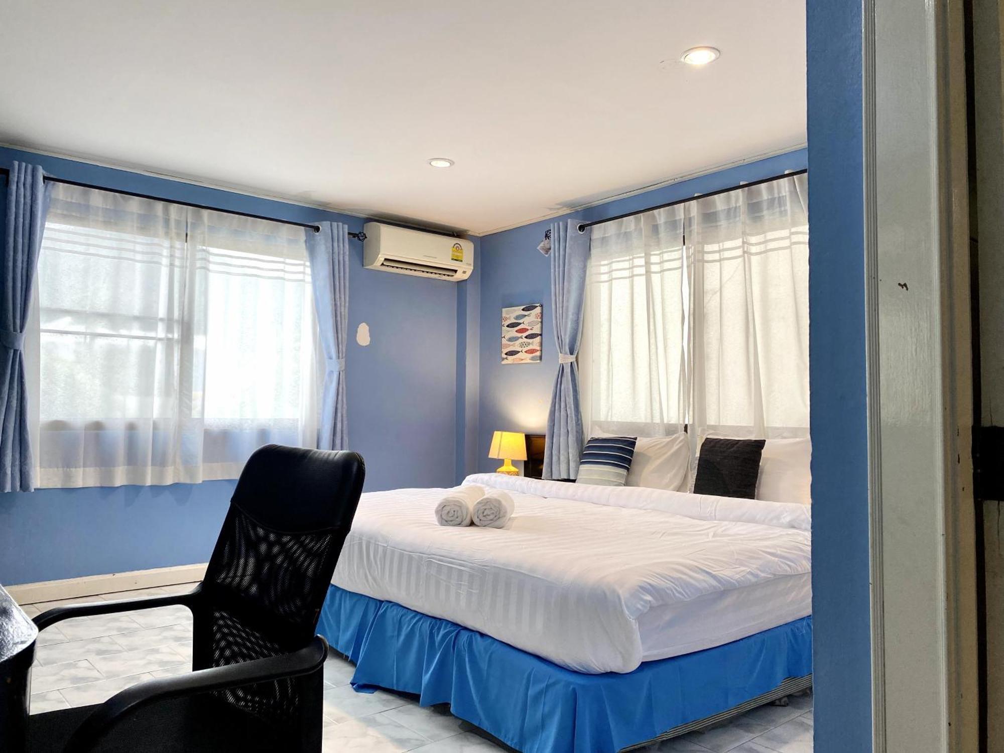Beachwalk Minotel Patong Екстер'єр фото